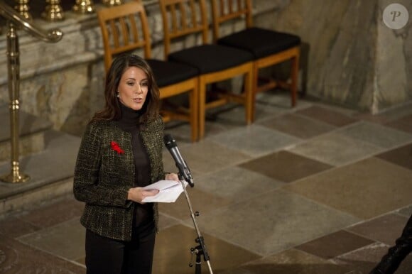 La princesse Marie de Danemark lors du concert de Noël donné par la Fondation AIDS Danemark, dont elle est la marraine, en l'église de la Trinité de Copenhague le 2 décembre 2012, au lendemain de la Journée mondiale de lutte contre le sida.