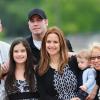 Ella et Benjamin, avec leurs parents John Travolta et Kelly Preston à Paris en juin 2011