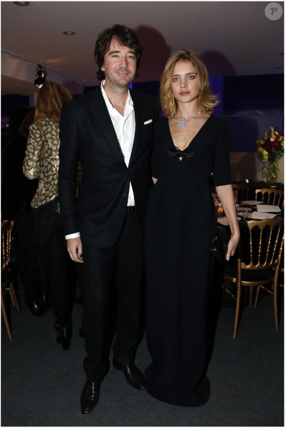 Natalia Vodianova et Antoine Arnault au dîner de charité au profit de l'AEM. Une soirée organisée par Babeth Djian, directrice des publications du magazine Numéro, à l'espace Cardin à Paris le 6 décembre 2012.