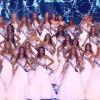 Les douze demi-finalistes lors de l'élection de Miss France 2013 le samedi 8 décembre 2012 sur TF1 en direct de Limoges