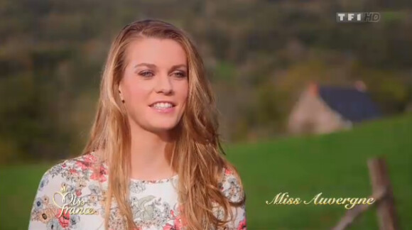 Miss Auvergne lors de l'élection de Miss France 2013 le samedi 8 décembre 2012 sur TF1 en direct de Limoges