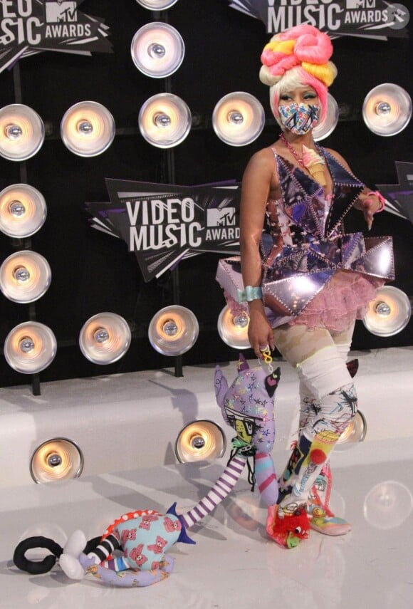 Nicki Minaj raffole des bijoux DuePunti qu'elle portait aux MTV Video Music Awards