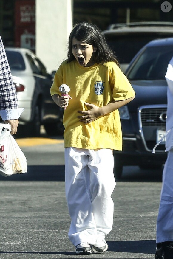 Blanket Jackson sort de son cours de karaté à Calabasas. Le fils de Michael Jackson a mangé une bonne glace. Photo prise le 8 décembre 2012.