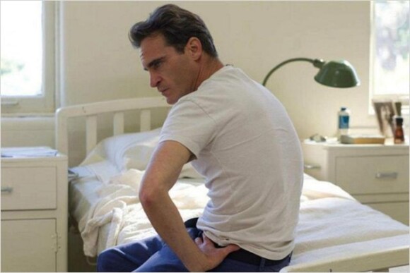Image du film The Master avec un Joaquin Phoenix bien maigre