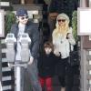 Christina Aguilera va déjeuner avec son fils Max et son petit ami Matthew Rutler à West Hollywood, le 13 décembre 2012. Ils sont allés ensuite à The Grove afin de rencontrer le père Noël.