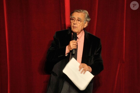 Bernard Pivot, président de l'académie Grévin au musée Grévin à Paris le 17 décembre 2012.