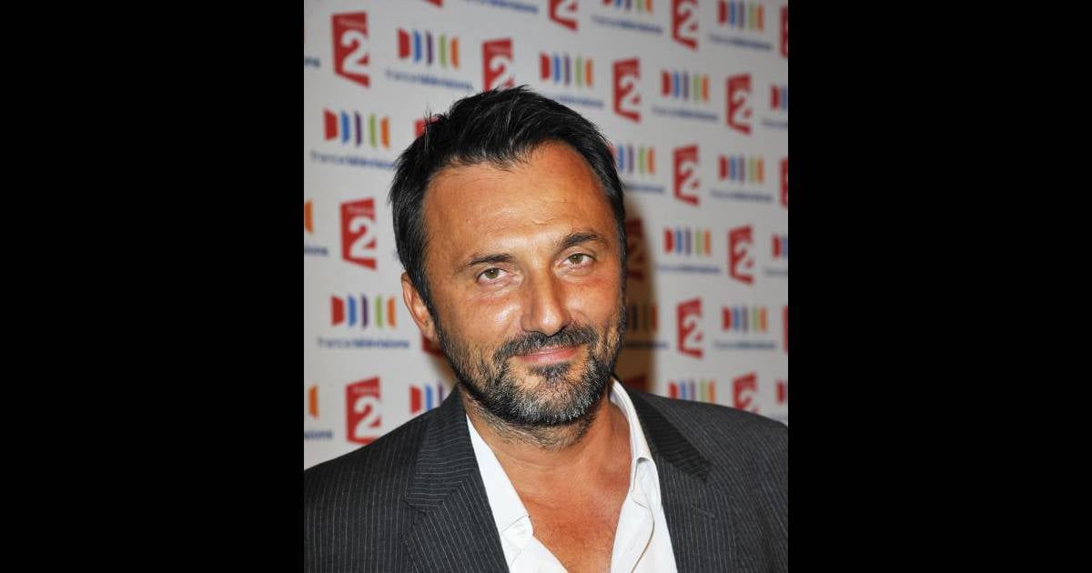 Qui Est La Mère Du Fils De Frédéric Lopez Frédéric Lopez : ''A 15 ans, mon fils écrit des BD, des courts métrages