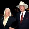 Larry Hagman et sa femme en février 2003