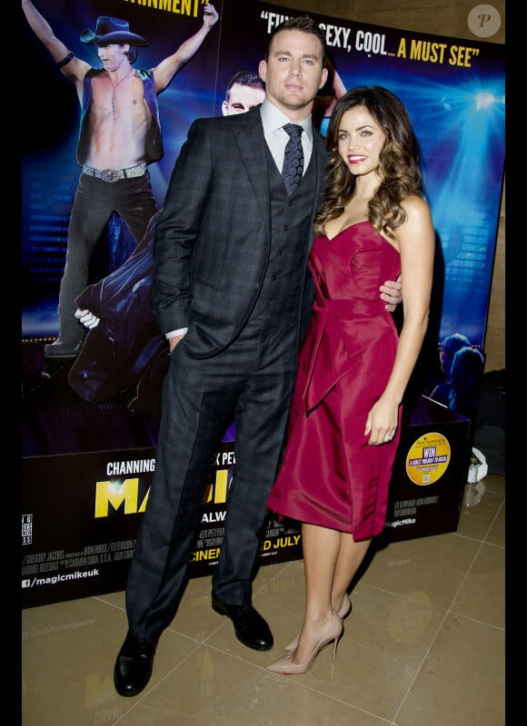 Channing Tatum et sa femme Jenna Dewan à l'avant-première de Magic Mike à Londres, le 10 juillet 2012.