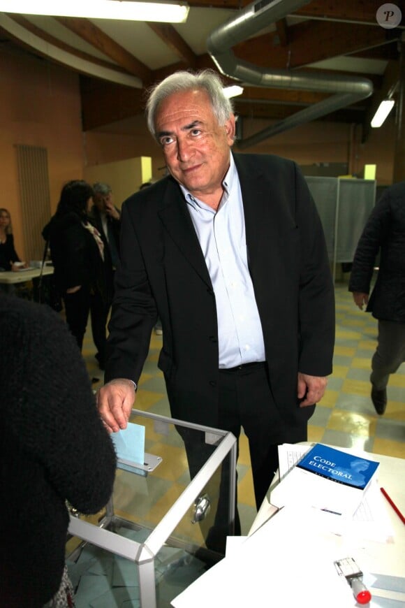Dominique Strauss-Kahn à Sarcelles le 22 avril 2012.