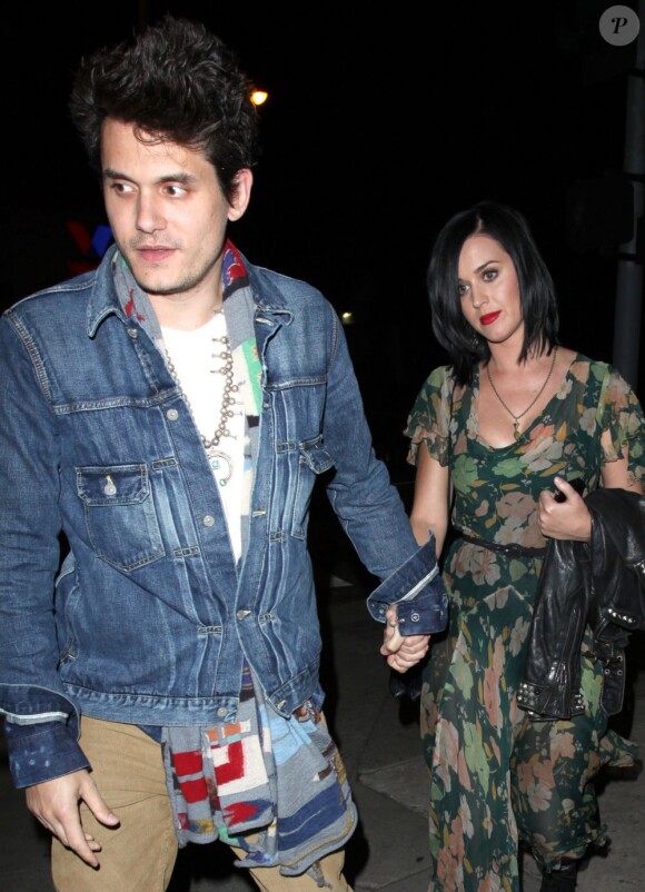 Katy Perry et John Mayer de sortie en amoureux à Hollywood, le 4 janvier 2013.