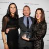 Famke Janssen, Daniel Craig et Barbara Broccoli lors des National Board of Review Awards à New York le 8 janvier 2013