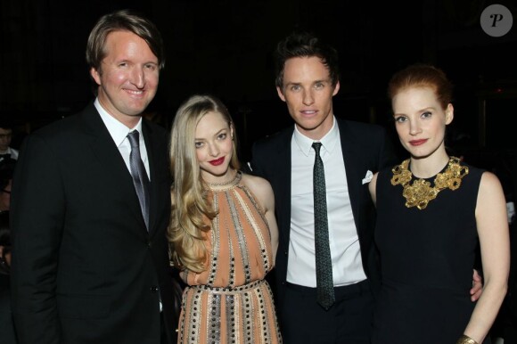 Tom Hooper, Amanda Seyfried, Eddie Redmayne et Jessica Chastain lors des National Board of Review Awards à New York le 8 janvier 2013