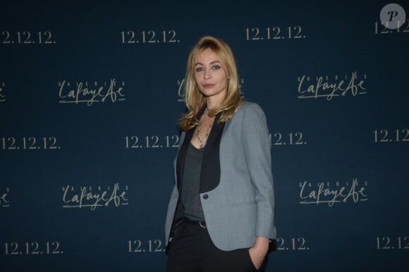 Emmanuelle Béart lors de la soiree d'anniversaire des 100 ans des Galeries Lafayette le 12 décembre 2012 à Paris
