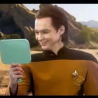 Big Bang Theory rend hommage à Star Trek, Sheldon Cooper se transforme en Spock