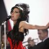 Amy Winehouse sur la scène des Brit Awards, à Londres, le 14 février 2007.