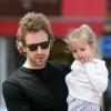 Chris Martin avec sa fille Apple en mars 2007.