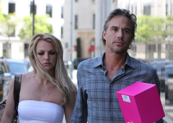 BBritney Spears et Jason Trawick à Beverly Hills, le 17 mars 2010.
