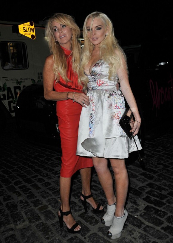 Lindsay Lohan et sa mère Dina le 14 septembre 2011 à New York.