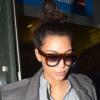 Kim Kardashian arrive seule à l'aéroport de Los Angeles, le 12 janvier 2013.
