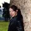 L'amour est dans le pré 8 - Sophie, 28 ans, est éleveuse de vaches allaitantes et de volaille. Elle travaille avec ses deux soeurs. Elle apprend le rock, la salsa et le cha-cha-cha. "Grande et fine, elle est travailleuse et très carrée dans ce qu'elle fait. Elle a suivi des études de cuisine et a très envie d'ouvrir une ferme-auberge avec ses soeurs", selon M6