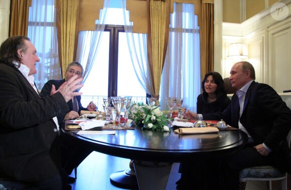 Gérard Depardieu reçu par le président Vladimir Poutine à Sotchi, le 5 janvier 2013.