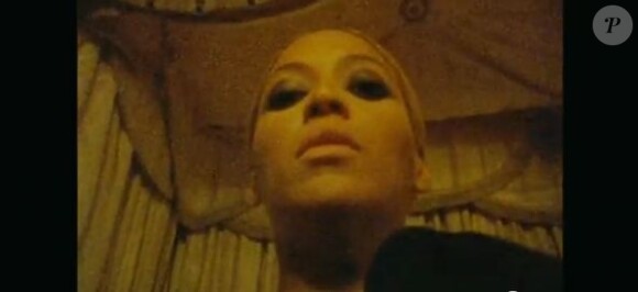 Beyoncé se livre sans pudeur dans son documentaire Life is but a dream, sur HBO le 16 février 2013.
 