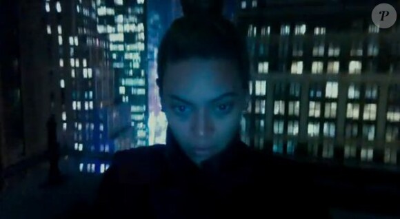 Beyoncé se livre sans pudeur dans son documentaire intitulé Life is but a dream, sur HBO le 16 février 2013.
 