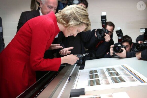 La princesse Mathilde de Belgique procédait le 17 janvier 2013 à Malines au lancement officiel d'un timbre à son effigie marquant son 40e anniversaire, qu'elle fêtera le 20 janvier.