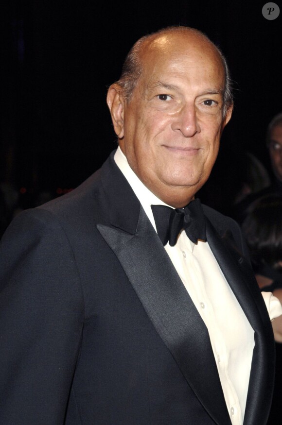 Le créateur Oscar de la Renta photographié à New York en septembre 2008.