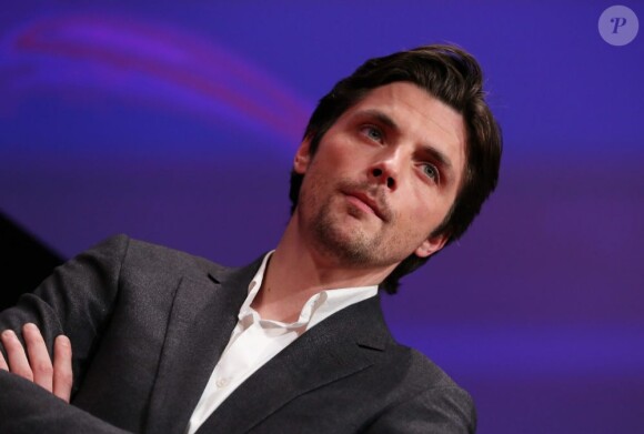 Raphael Personnaz, membre du jury, pendant le palmarès du 16e festival international du film de comédie, le 19 janvier 2013.