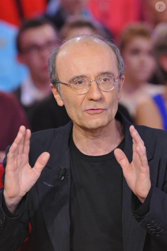 Philippe Geluck lors de l'enregistrement de Vivement dimanche à Paris le 5 décembre 2012.