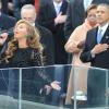 Beyoncé chante l'hymne national lors de la cérémonie d'investiture de Barack Obama qui se tenait devant le Capitole de Washington le 21 janvier 2013