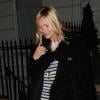 Kate Moss quitte une clinique à Londres le 24 janvier 2013