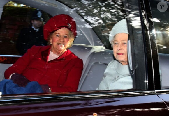 La reine Elizabeth II et son mari le duc d'Edimbourg ainsi que leurs invités prenaient part le dimanche 20 janvier 2013 à une messe en l'église Ste Marie Madeleine de Sandringham.