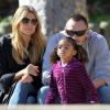 La superbe Heidi Klum, ses enfants Leni, Henry, Johan et Lou et son compagnon Martin Kristen dans un parc à Brentwood, le 26 Janvier 2013. Pendant que la famille était au parc, l'ainé Henry participait à un match de football.