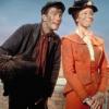 Dick Van Dyke et Julie Andrews dans Mary Poppins