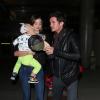 Miranda Kerr, Orlando Bloom et leur fils Flynn de retour à Los Angeles le 27 janvier 2013 après avoir passé quelques jours au Mexique.