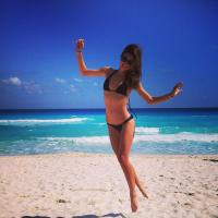Miranda Kerr : Sexy en bikini à Cancun avec son petit Flynn
