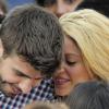 Shakira et Gerard Piqué se promènent à Barcelone, le 14 avril 2011.