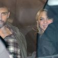 Les stars Shakira et Gerard Piqué quittent la maternité de la clinique Teknon de Barcelone pour rentrer chez eux avec leur fils Milan, le 27 Janvier 2013.