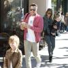 Jessica Alba, Cash Warren et leurs filles Honor et Haven dans les rues de Beverly Hills, le 26 janvier 2013.