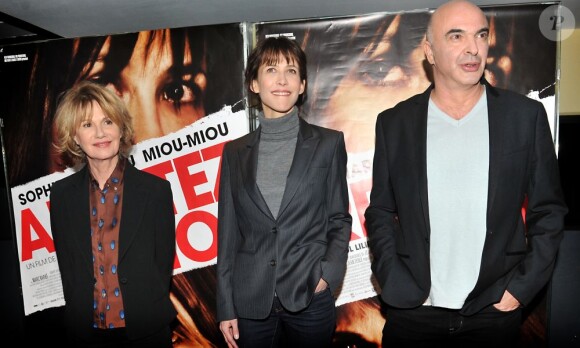 Miou-Miou, Sophie Marceau et Jean-Paul Lilienfeld à l'avant-première du film Arrêtez-moi de Jean-Paul Lilienfeld au cinéma UGC Les Halles à Paris le 5 février 2013.