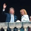 Mariage de Laeticia et Johnny Hallyday à la mairie de Neuilly, le  25 mars 1996.
