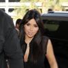 Kim Kardashian arrive à l'aéroport de Los Angeles d'où elle s'apprête à rejoindre Miami. Le 7 février 2013.