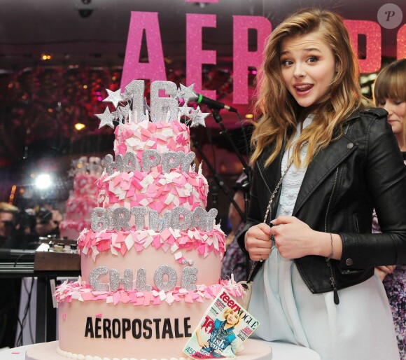 Chloë Grace Moretz a également fêté avec un peu d'avance ses 16 ans au dixième anniversaire de Teen Vogue à l'Aeropostale de New York, le 7 février 2013.