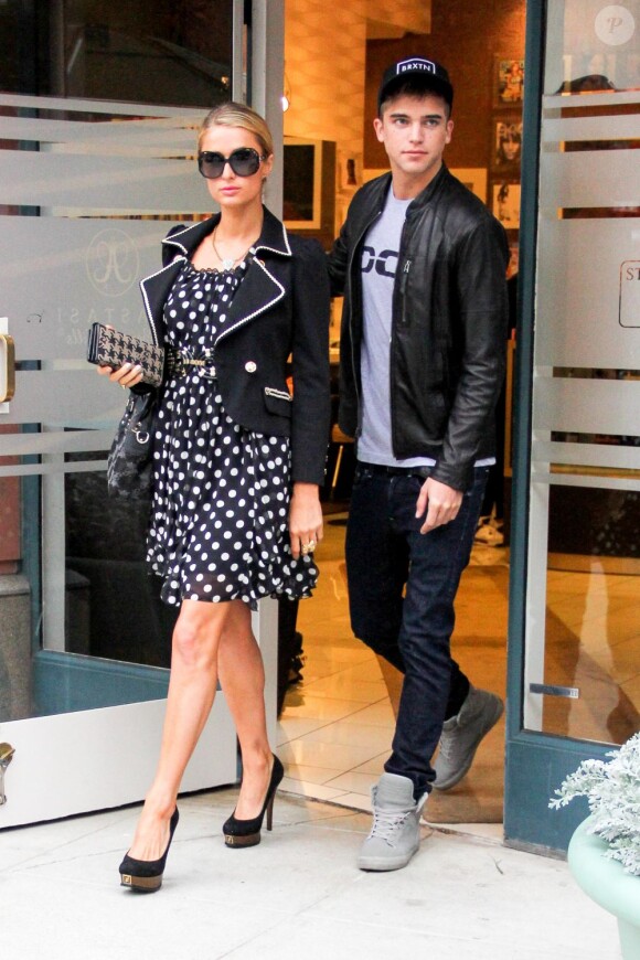Paris Hilton et River Viiperi ont passé l'après-midi dans un salon de beauté de Beverly Hills, à Los Angeles, le 7 février 2013.