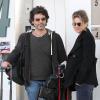 Renée Zellweger et son compagnon Doyle Bramhall II arrivent a l'aéroport LAX de Los Angeles, le 10 fevrier 2013.