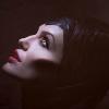 Angelina Jolie dans la première image de Maléfique (Maleficent)
