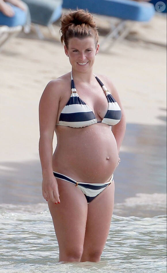 Coleen Rooney lumineuse sous le soleil de la Barbade ce 10 février 2013,